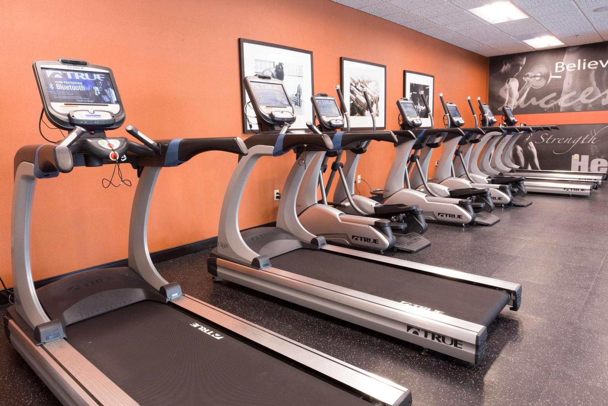 Drury Plaza Hotel Indianapolis Carmel ภายนอก รูปภาพ