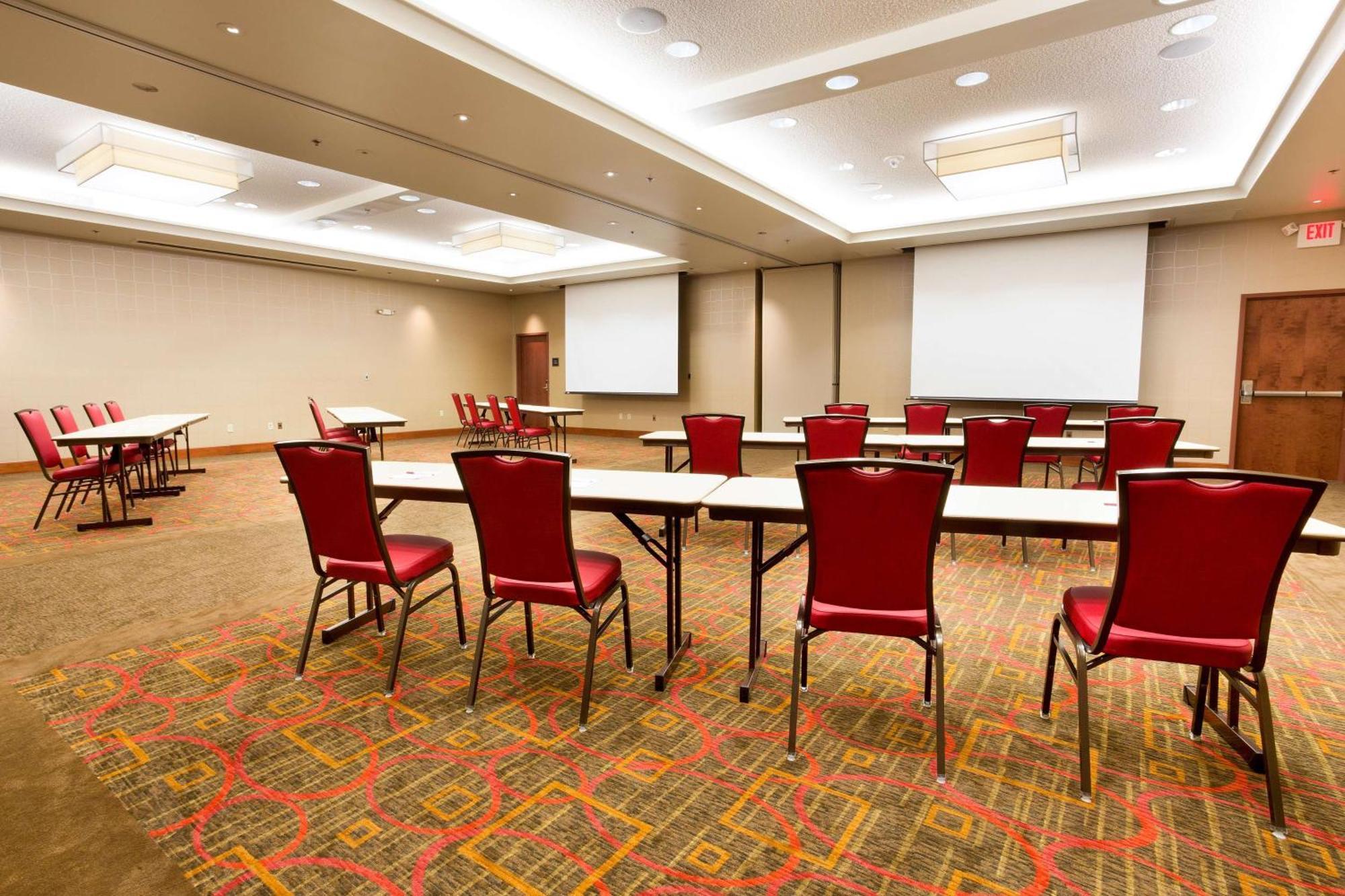 Drury Plaza Hotel Indianapolis Carmel ภายนอก รูปภาพ